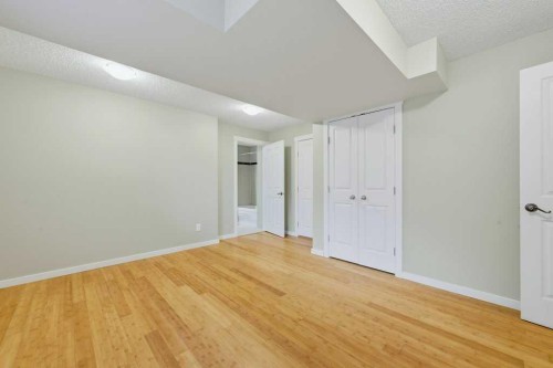 98 Elgin Meadows Circle Se, Calgary, AB - Indoor Photo Showing Other Room