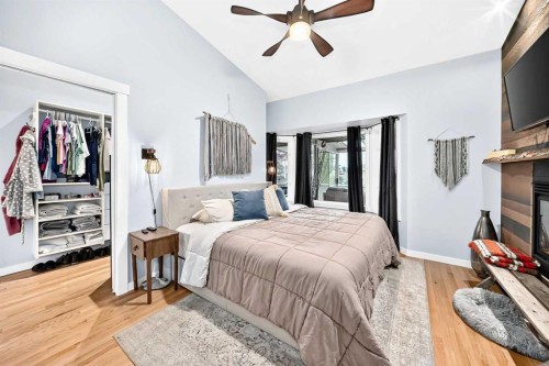 61 West Edge Road, Cochrane, AB - Indoor Photo Showing Bedroom