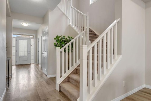 121 Osborne Common Sw, Airdrie, AB - Indoor Photo Showing Other Room
