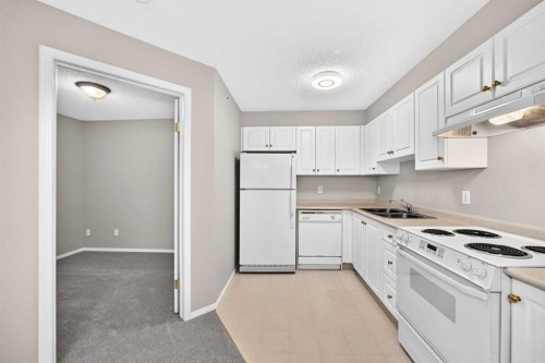 3337-6818 Pinecliff Grove Ne, Calgary, AB 