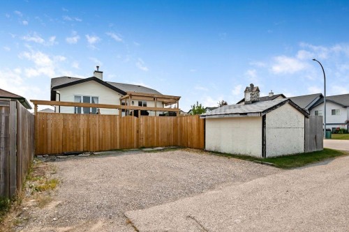 2004 4 Avenue Se, High River, AB - Outdoor
