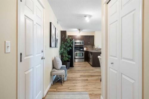 5209-69 Country Village Manor Ne, Calgary, AB - Indoor Photo Showing Other Room