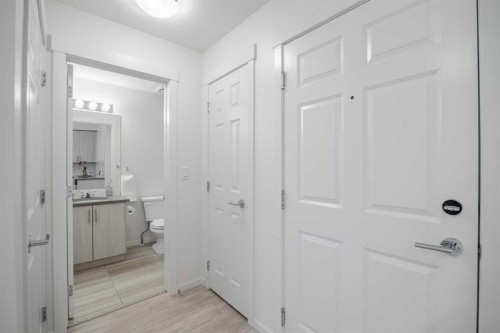 4309-215 Legacy Boulevard Se, Calgary, AB - Indoor Photo Showing Other Room