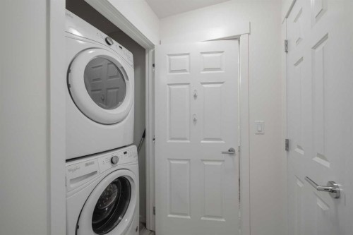 4309-215 Legacy Boulevard Se, Calgary, AB - Indoor Photo Showing Laundry Room