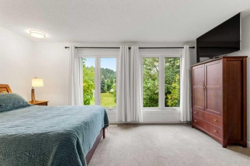 3909 Point Mckay Road Nw, Calgary, AB - Indoor Photo Showing Bedroom