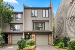3909 Point Mckay Road NW Calgary, AB T3B 4V7