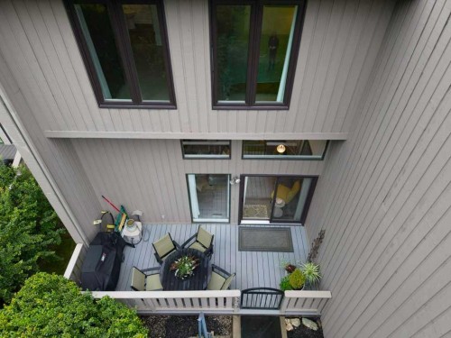 3909 Point Mckay Road Nw, Calgary, AB - Outdoor With Exterior