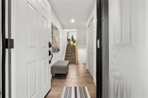 3909 Point Mckay Road Nw, Calgary, AB - Indoor Photo Showing Other Room