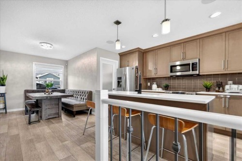 25 Masters Street Se, Calgary, AB - Indoor Photo Showing Kitchen