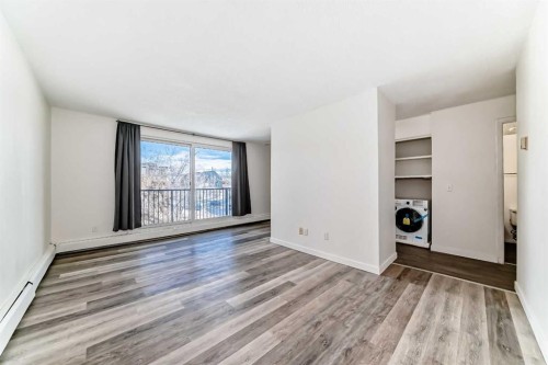 32-1703 11 Avenue Sw, Calgary, AB - Indoor