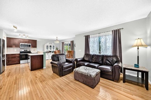 960 Copperfield Boulevard Se, Calgary, AB - Indoor