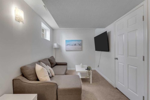 1707 23 Avenue Sw, Calgary, AB - Indoor