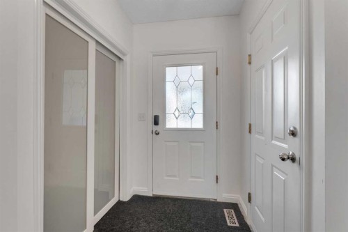 1707 23 Avenue Sw, Calgary, AB - Indoor Photo Showing Other Room