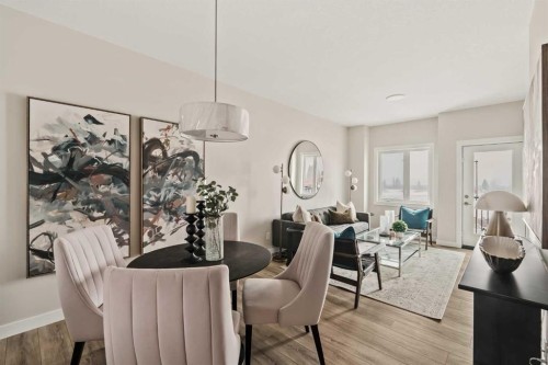  - Indoor Photo Showing Living Room