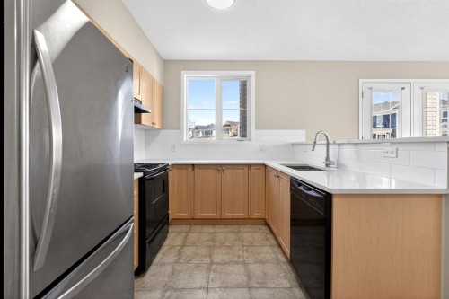 2102-333 Taravista Drive Ne, Calgary, AB - Indoor Photo Showing Kitchen