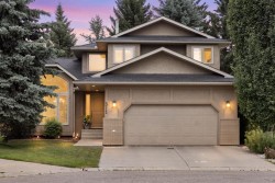 311 Woodhaven Bay SW Calgary, AB T2W 5S2