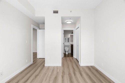 1102-788 12 Avenue Sw, Calgary, AB - Indoor Photo Showing Other Room