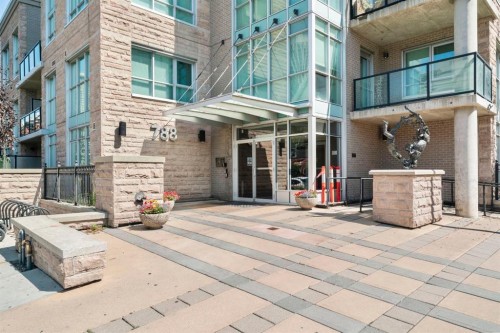 1102-788 12 Avenue Sw, Calgary, AB - Outdoor With Balcony