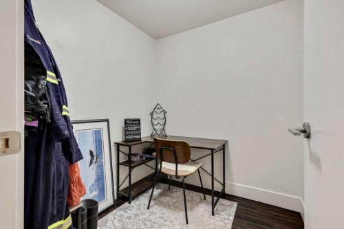 128-510 Edmonton Trail Ne, Calgary, AB - Indoor