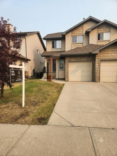 754 Luxstone Gate SW Airdrie, AB T4B 0H3