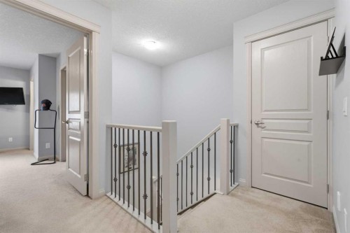 804 Wentworth Villas Sw, Calgary, AB - Indoor Photo Showing Other Room