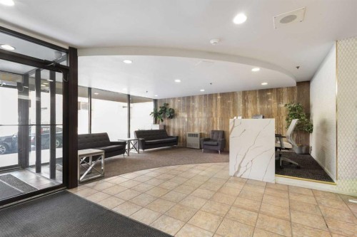 1210-221 6 Avenue Se, Calgary, AB - Indoor Photo Showing Other Room
