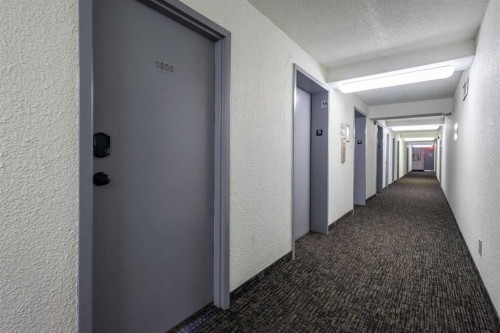 1210-221 6 Avenue Se, Calgary, AB - Indoor Photo Showing Other Room