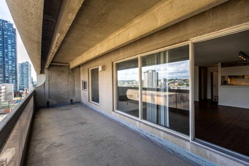 1210-221 6 Avenue Se, Calgary, AB - Outdoor With Exterior