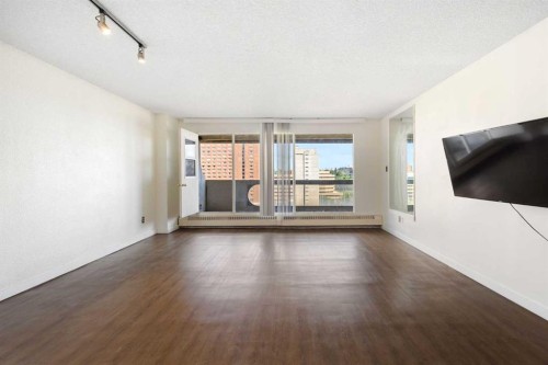 1210-221 6 Avenue Se, Calgary, AB - Indoor