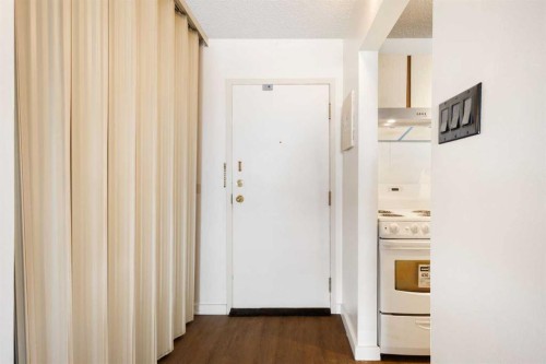 1210-221 6 Avenue Se, Calgary, AB - Indoor Photo Showing Other Room