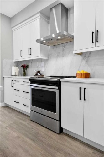 154 Masters Row Se, Calgary, AB - Indoor Photo Showing Kitchen