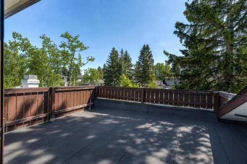 12 Oakvale Place Sw, Calgary, AB - Outdoor
