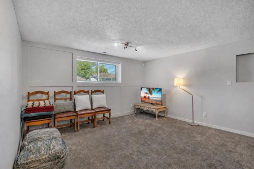 12 Oakvale Place Sw, Calgary, AB - Indoor