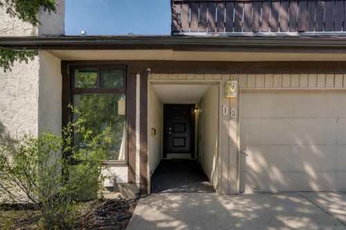 12 Oakvale Place Sw, Calgary, AB - Outdoor