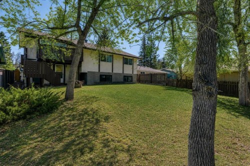 12 Oakvale Place Sw, Calgary, AB - Outdoor