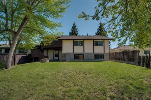 12 Oakvale Place Sw, Calgary, AB - Outdoor