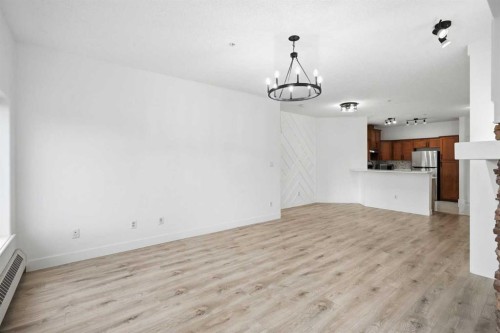 531-30 Discovery Ridge Close Sw, Calgary, AB - Indoor Photo Showing Kitchen