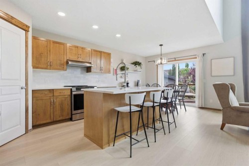 38 Chapman Close Se, Calgary, AB 