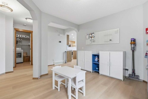 38 Chapman Close Se, Calgary, AB 