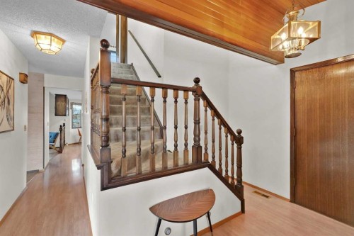 60 Beddington Drive Ne, Calgary, AB - Indoor Photo Showing Other Room