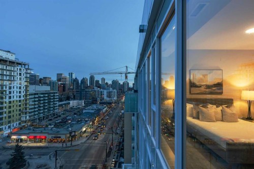 1004-1107 Gladstone Road Nw, Calgary, AB -  With View