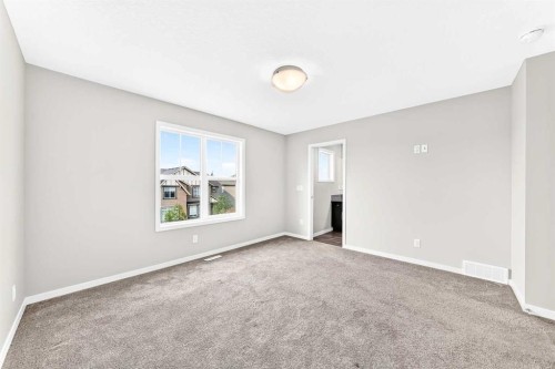 18 Willow Crescent, Okotoks, AB - Indoor Photo Showing Other Room