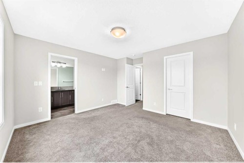 18 Willow Crescent, Okotoks, AB - Indoor Photo Showing Other Room