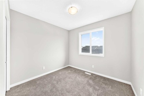 18 Willow Crescent, Okotoks, AB - Indoor Photo Showing Other Room