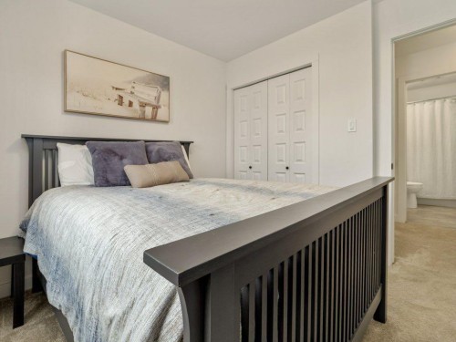 641 Blackwolf Boulevard North, Lethbridge, AB - Indoor Photo Showing Bedroom