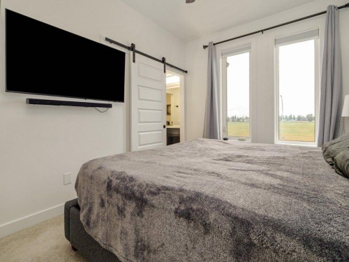 641 Blackwolf Boulevard North, Lethbridge, AB - Indoor Photo Showing Bedroom