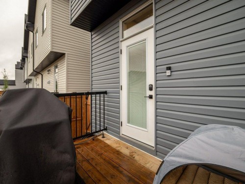 641 Blackwolf Boulevard North, Lethbridge, AB - Outdoor With Exterior