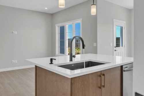 203 Homestead Common Ne, Calgary, AB - Indoor Photo Showing Kitchen