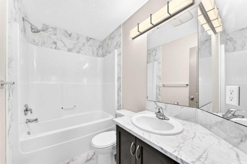 321 Skyview Ranch Drive Ne, Calgary, AB - Indoor Photo Showing Bathroom