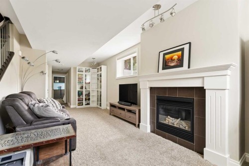3824 Sarcee Road Sw, Calgary, AB 
